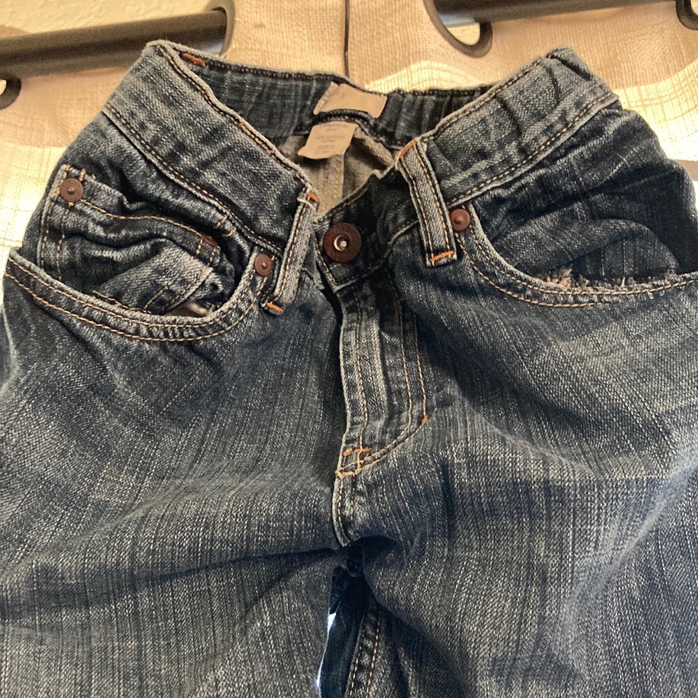 Never been worn Gap dark blue jeans